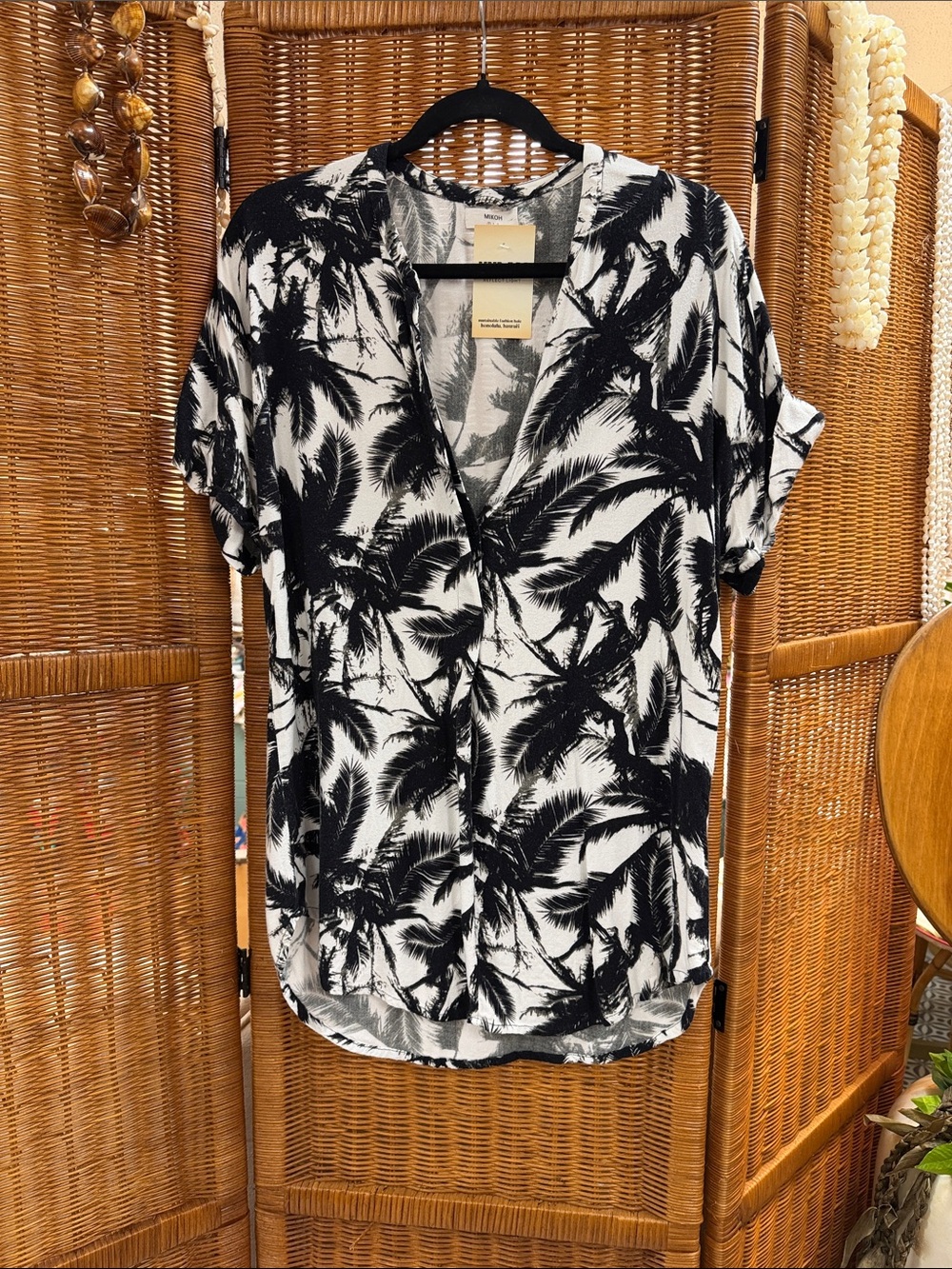 Mikoh Black & White Palm-Print V-Neck Women's Top